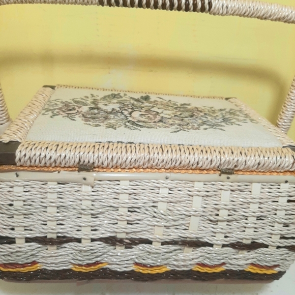 Vintage Acrylic Weave with Tapestry Sewing Basket. - Picture 6 of 8